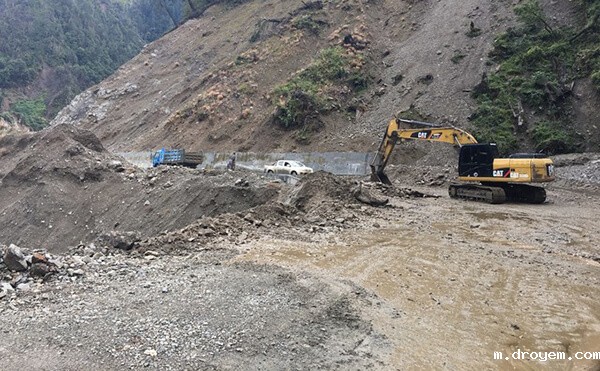 自钻式锚杆在流砂型地质中施工 自钻式锚杆在流砂型地质中施工